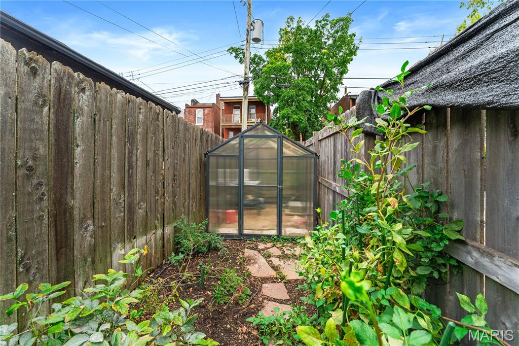 2014 James Street Unit: B