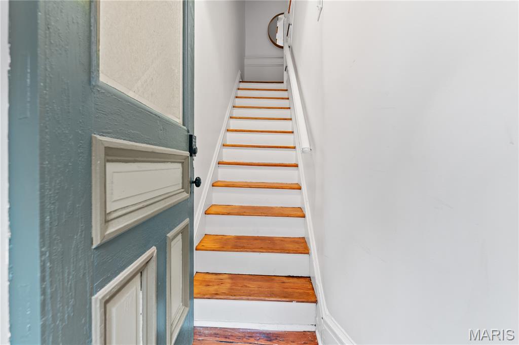 2014 James Street Unit: B