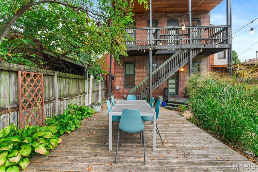 2014 James Street Unit: B