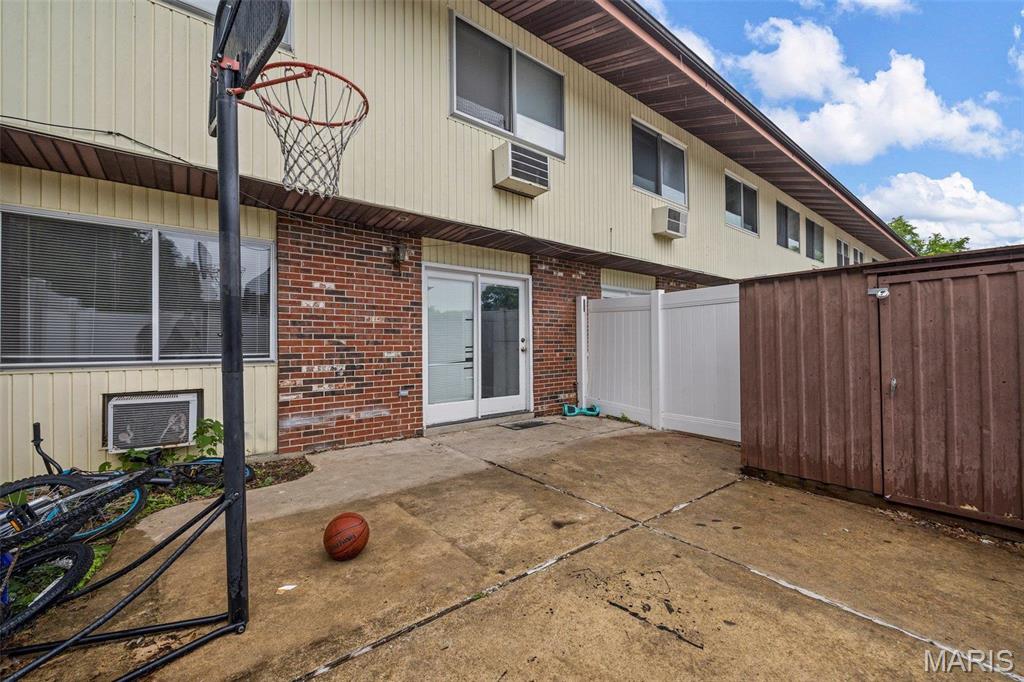 7520 Hazelcrest Drive