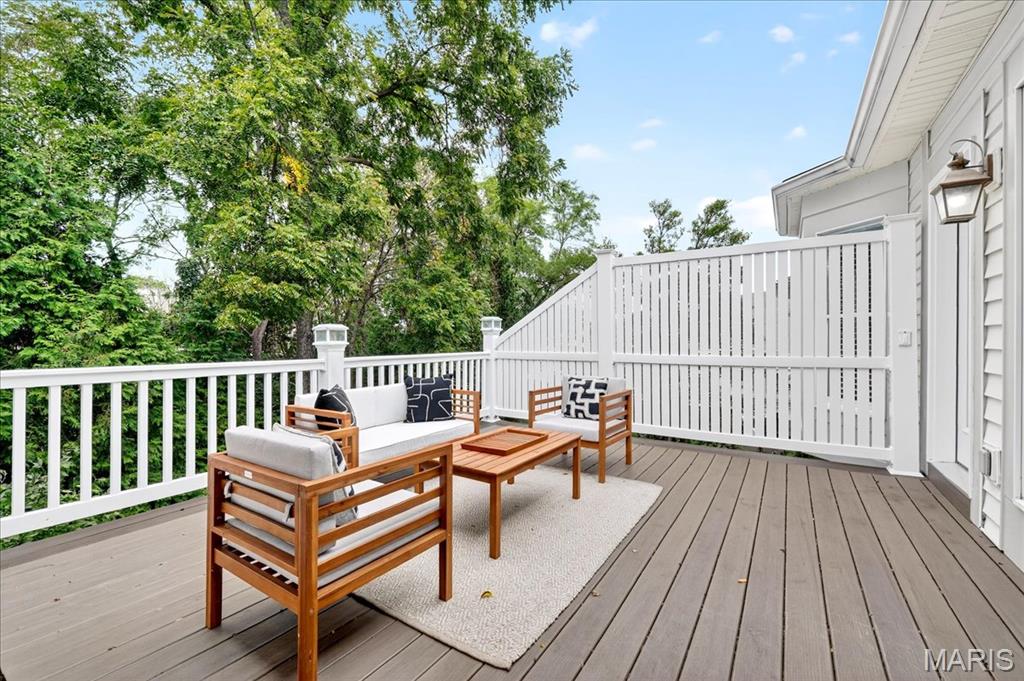 735 Stonebluff Court