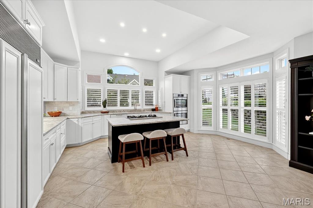 735 Stonebluff Court