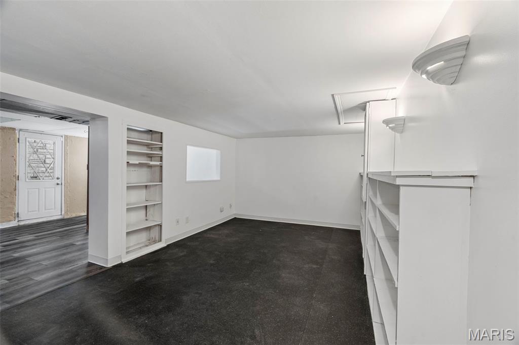 8619 Del Vista Drive