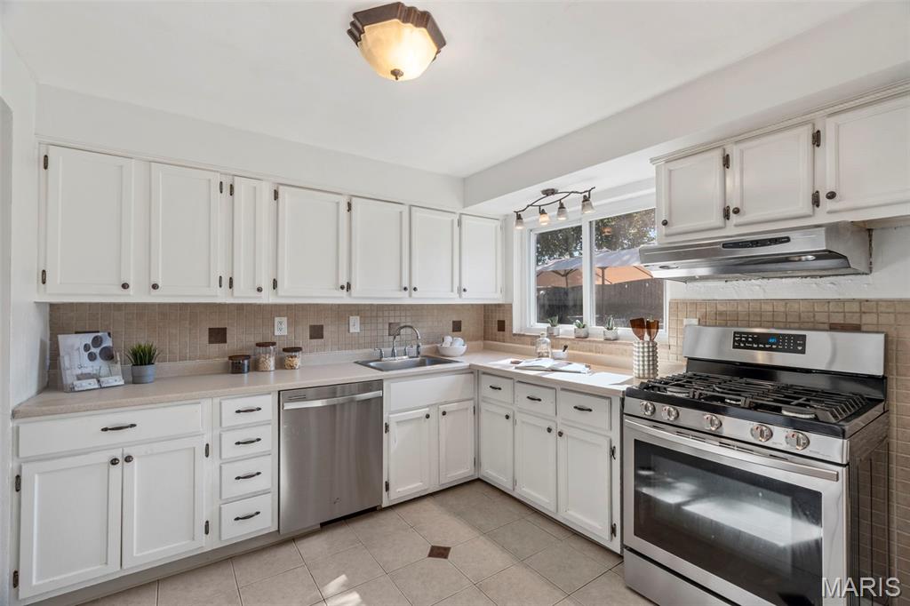 8619 Del Vista Drive