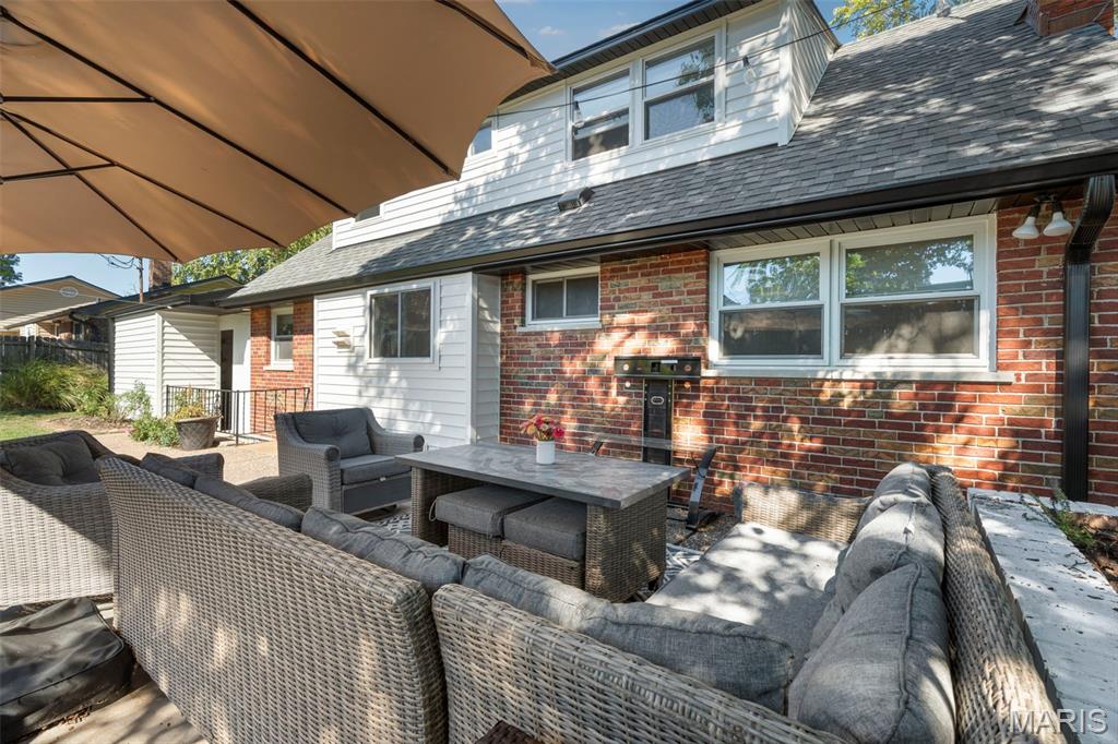 8619 Del Vista Drive