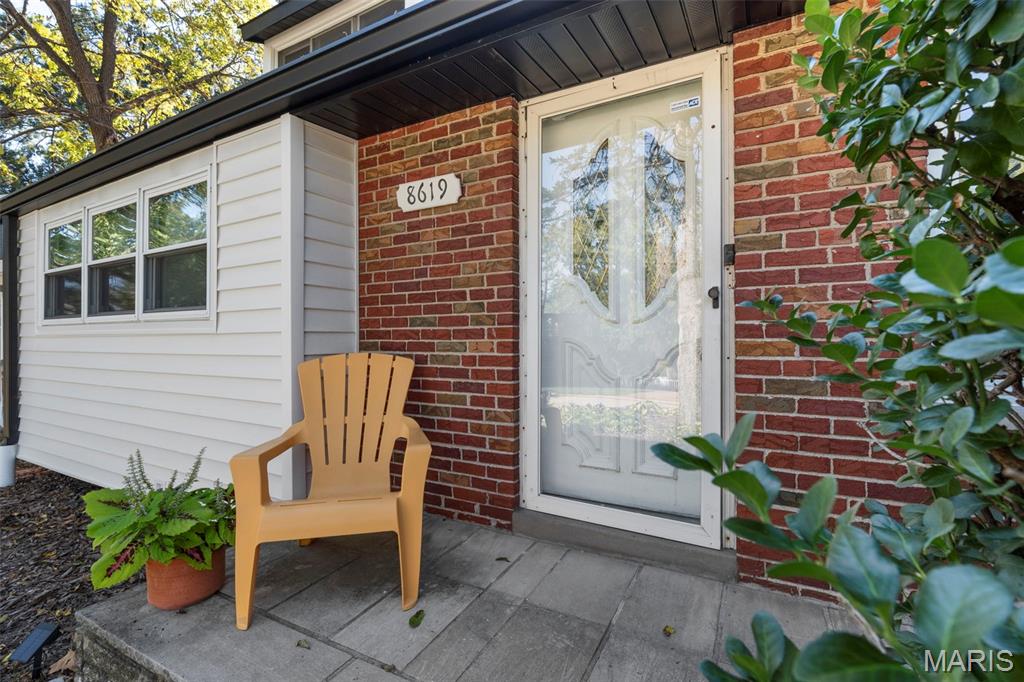 8619 Del Vista Drive