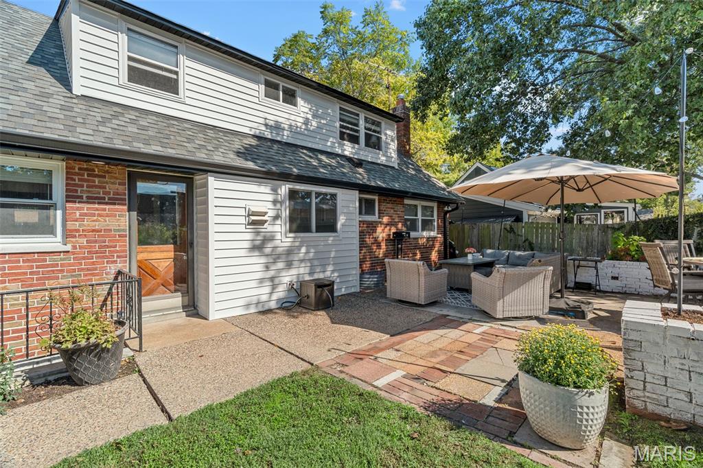 8619 Del Vista Drive