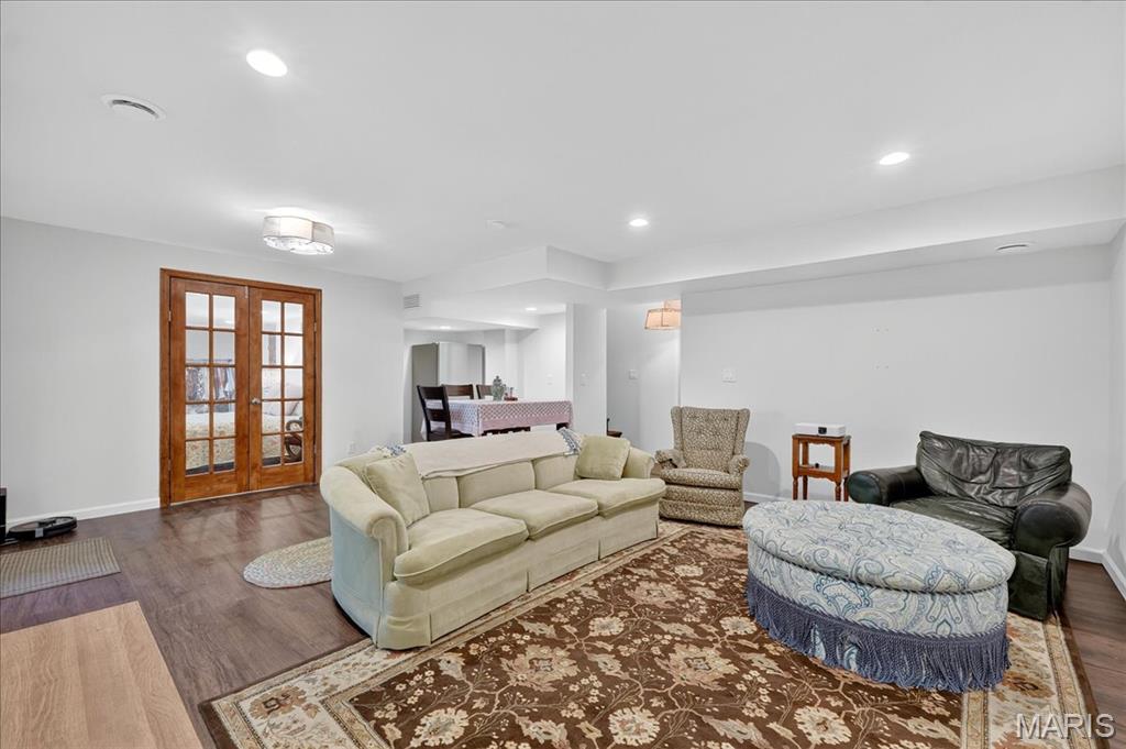 5600 Forest Drive