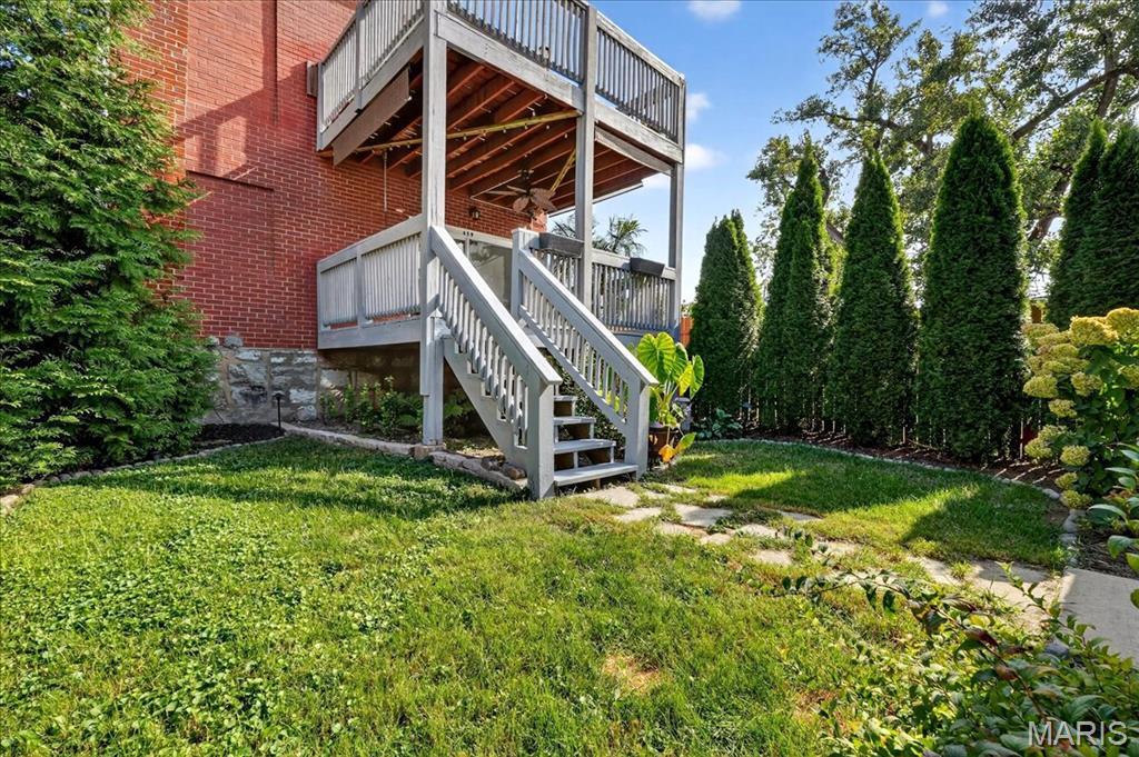 459 Laurel Street