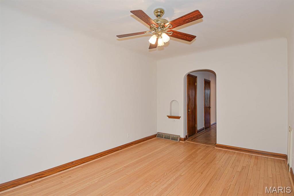 5859 Nottingham Avenue Unit: 1E