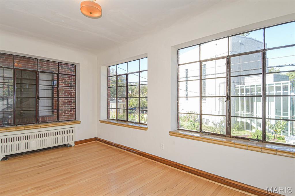 5859 Nottingham Avenue Unit: 1E