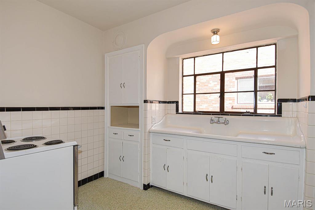 5859 Nottingham Avenue Unit: 1E