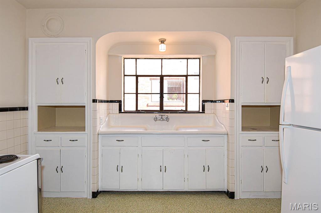 5859 Nottingham Avenue Unit: 1E