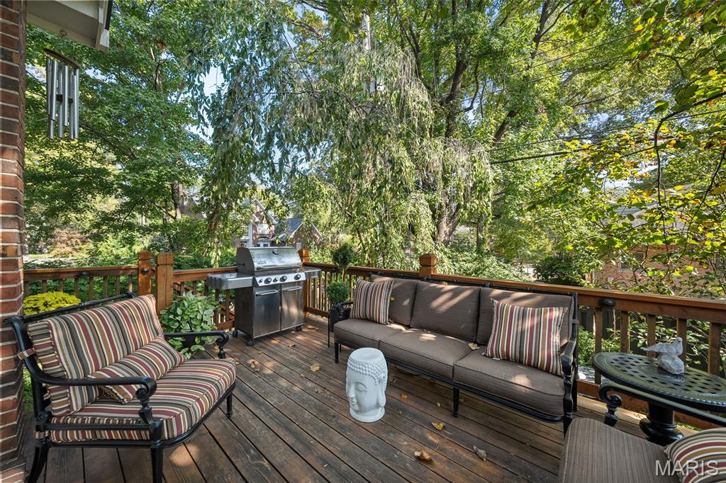 420 W Point Court