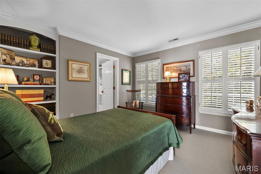 420 W Point Court
