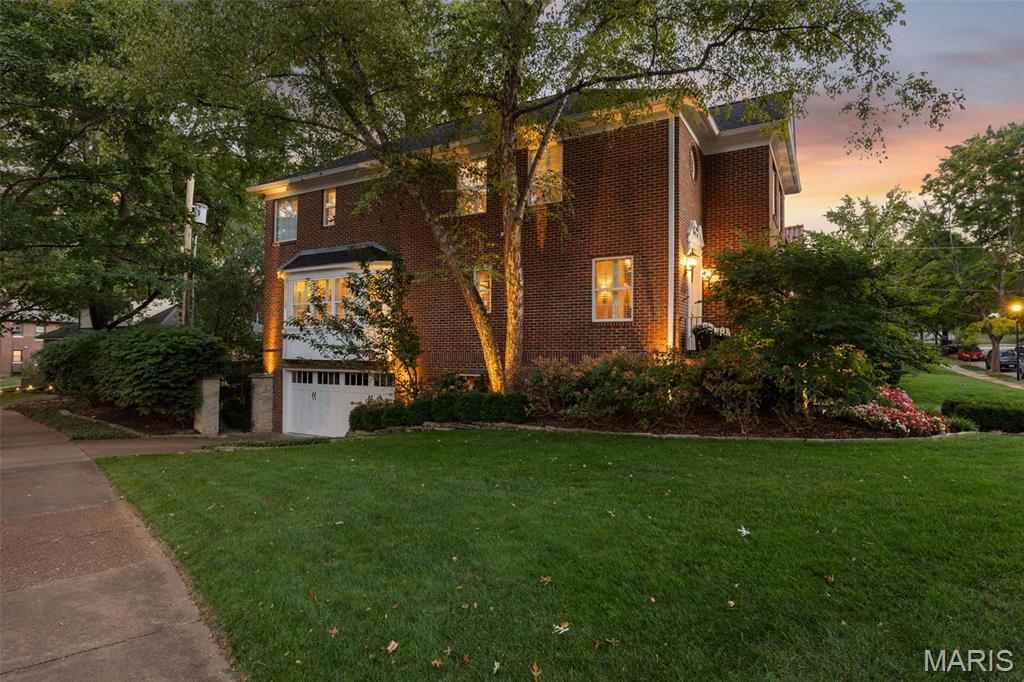420 W Point Court