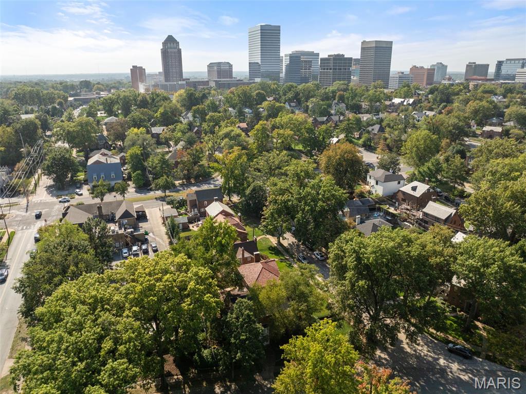 420 W Point Court