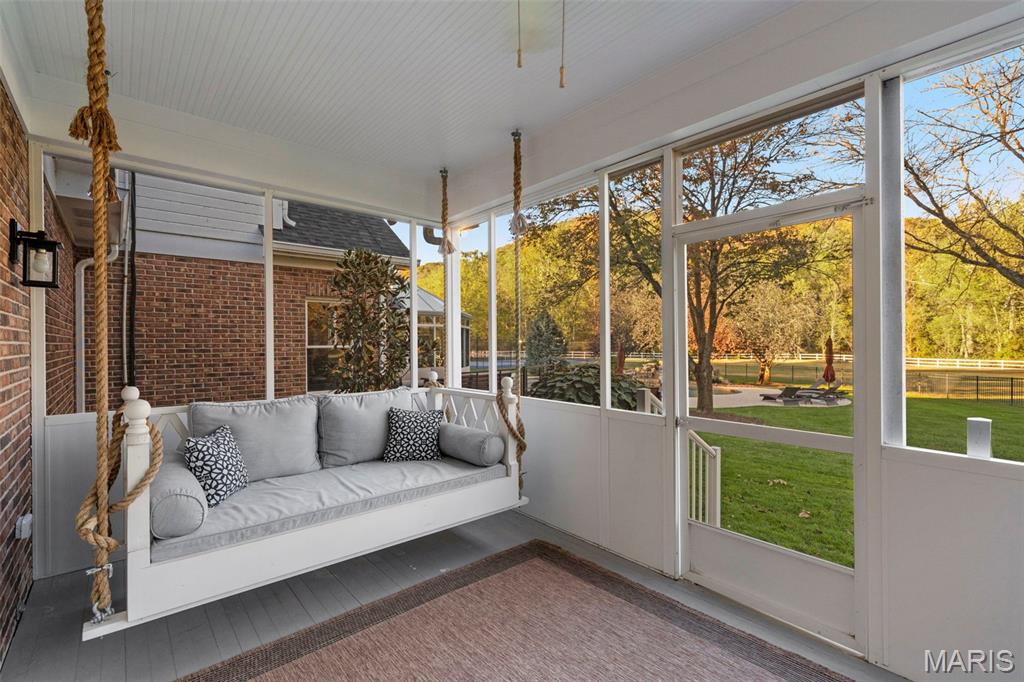 17417 Summit View Place Lane