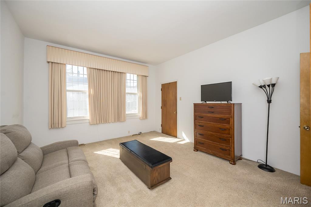 437 Hoffmeister Avenue