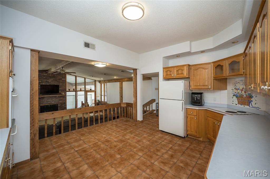 437 Hoffmeister Avenue