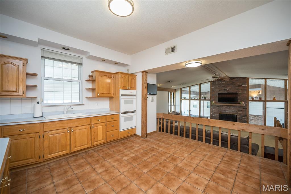 437 Hoffmeister Avenue