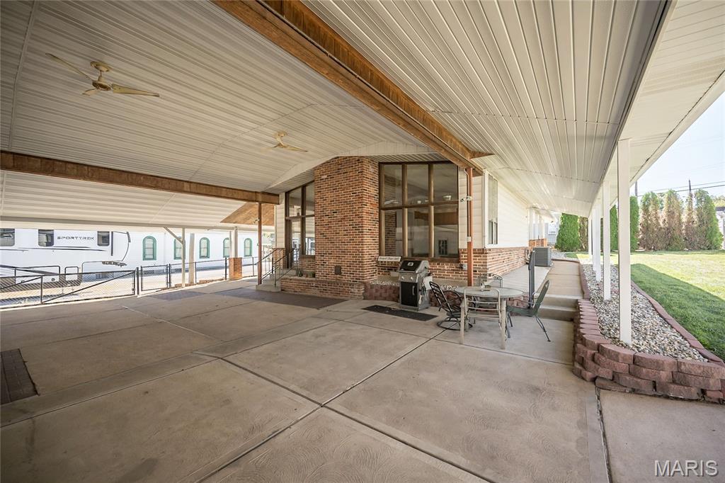 437 Hoffmeister Avenue