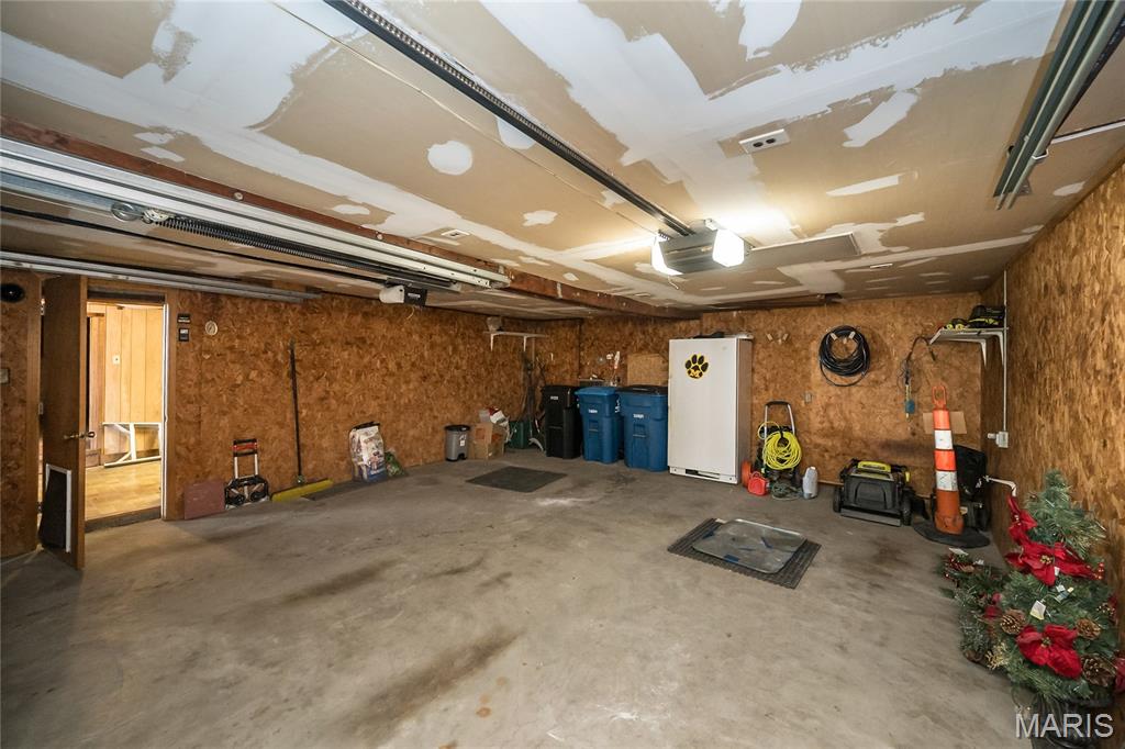 437 Hoffmeister Avenue