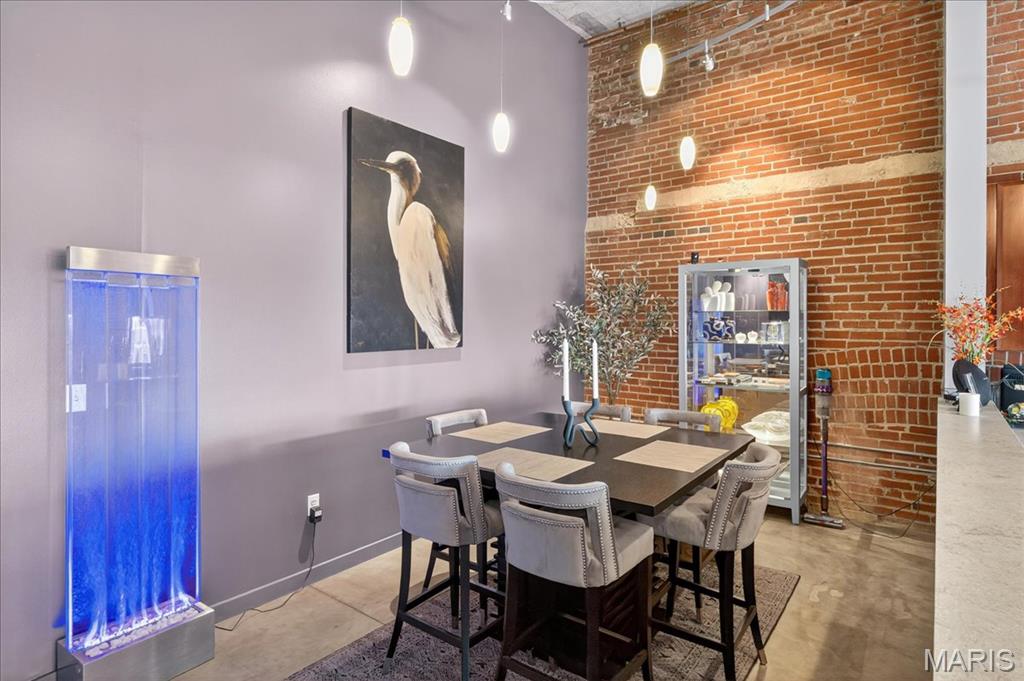 1635 Washington Avenue Unit: 901