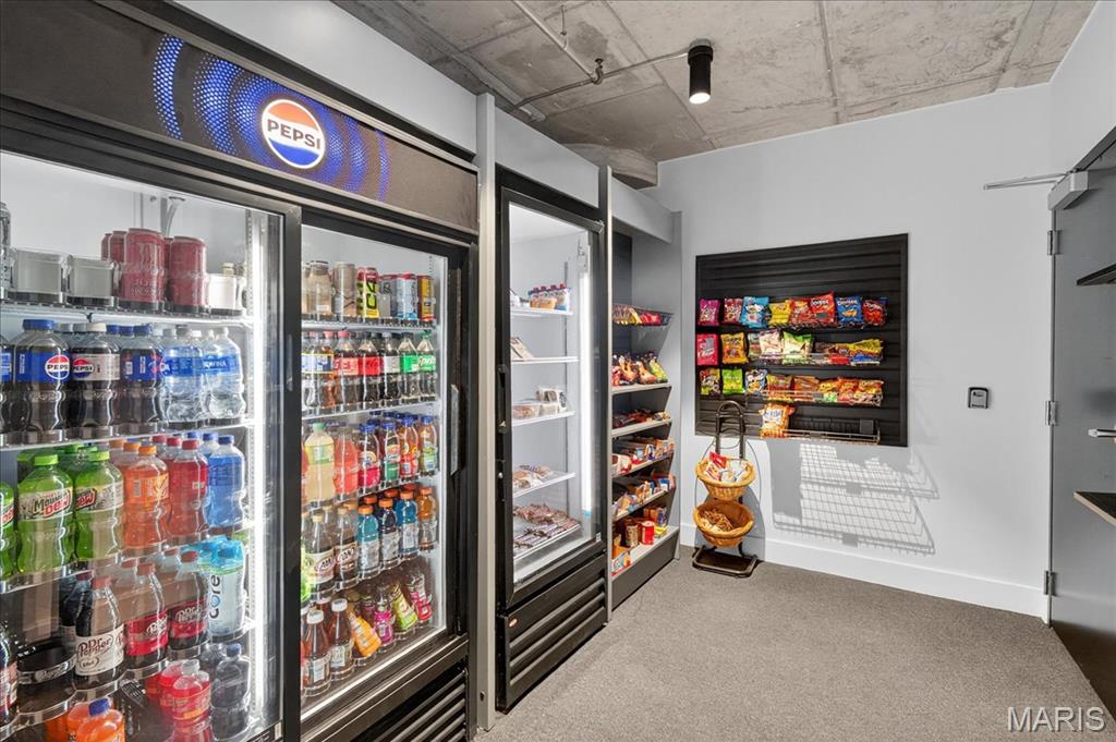 1635 Washington Avenue Unit: 901
