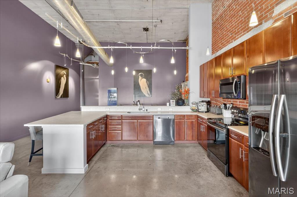 1635 Washington Avenue Unit: 901
