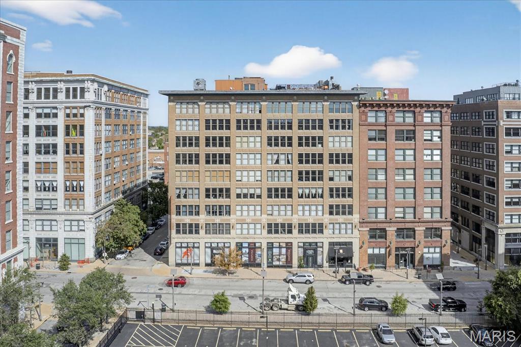 1635 Washington Avenue Unit: 901