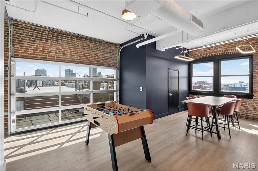 1635 Washington Avenue Unit: 901