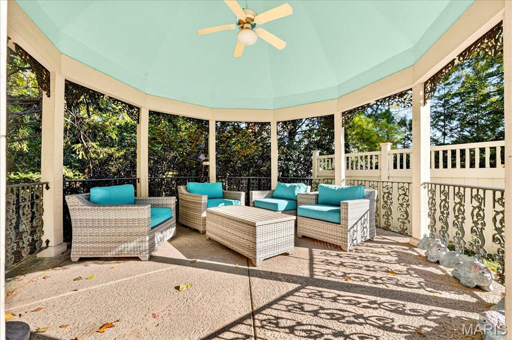 10444 Litzsinger Road