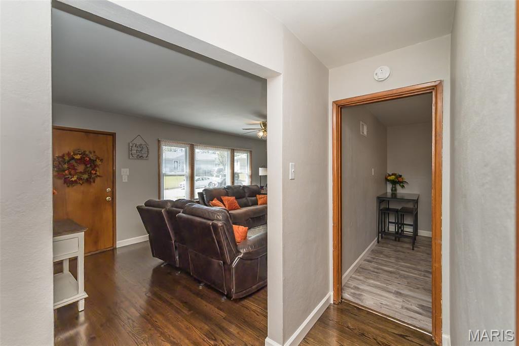 7625 General Meade Lane