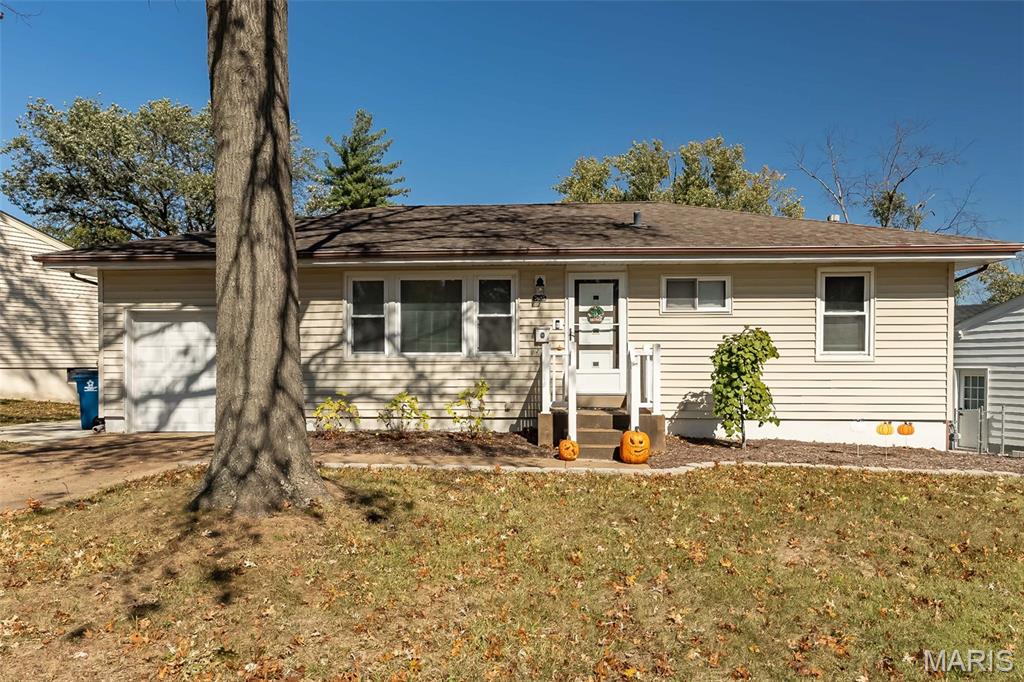 7625 General Meade Lane