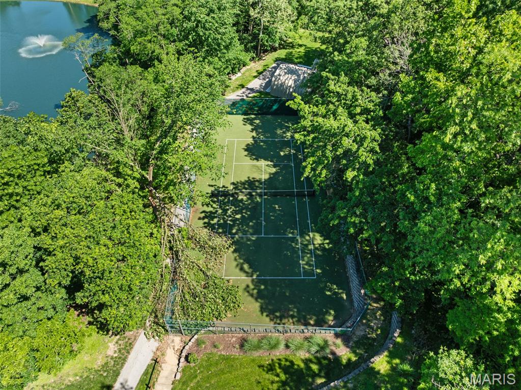 208 Ambridge Court Unit: 202