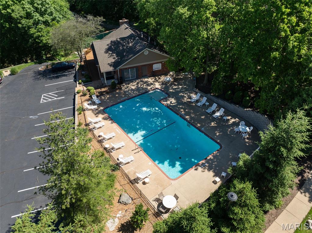 208 Ambridge Court Unit: 202