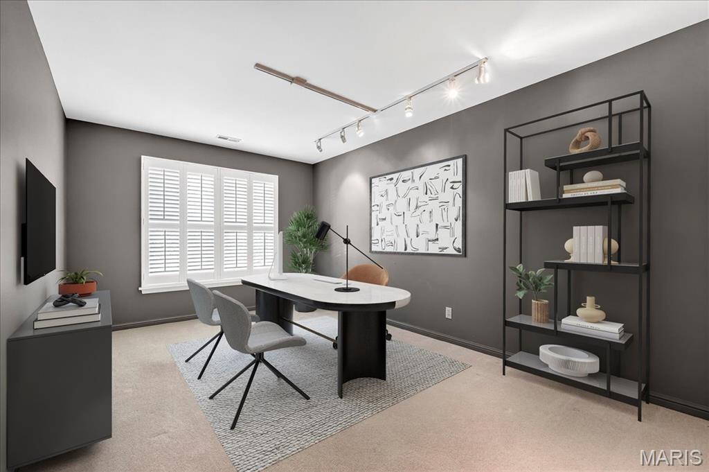 208 Ambridge Court Unit: 202