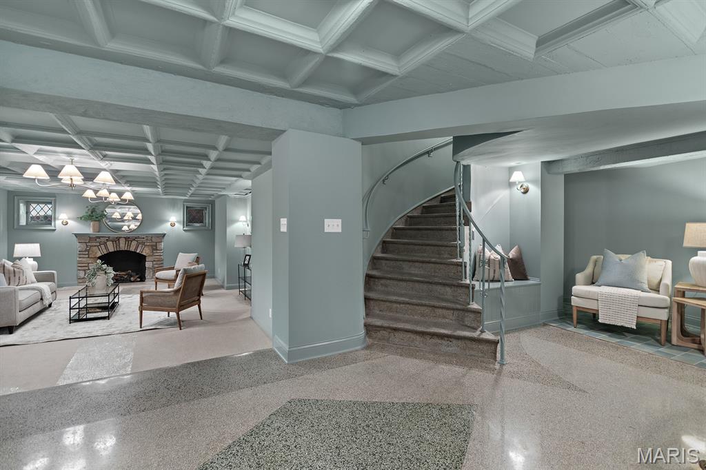61 Lake Forest Drive