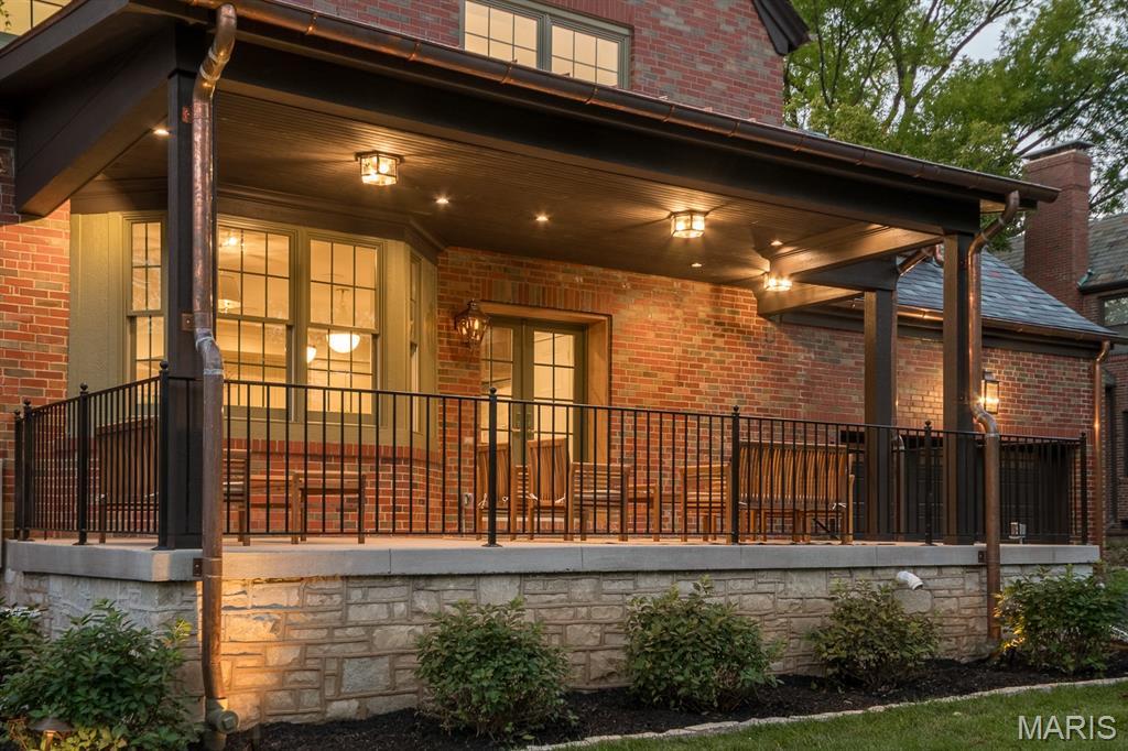 61 Lake Forest Drive