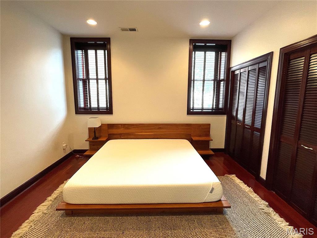 4540 Lindell Boulevard Unit: 106