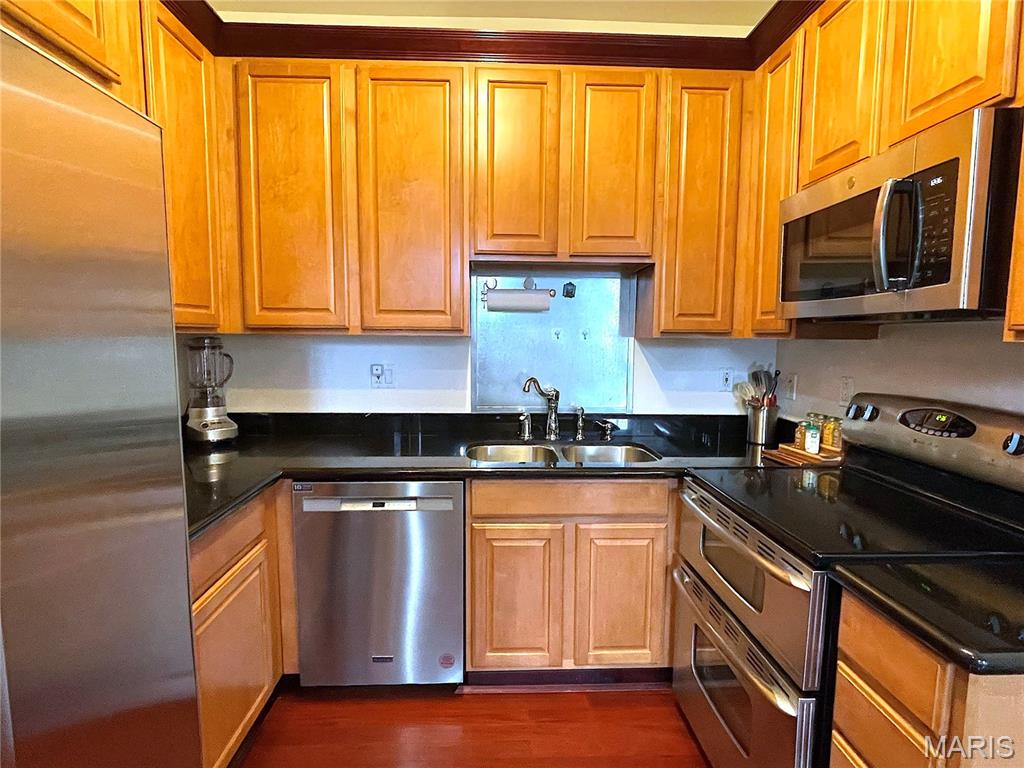 4540 Lindell Boulevard Unit: 106