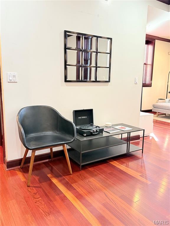 4540 Lindell Boulevard Unit: 106