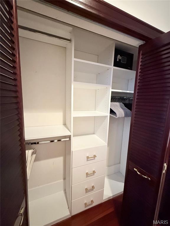 4540 Lindell Boulevard Unit: 106