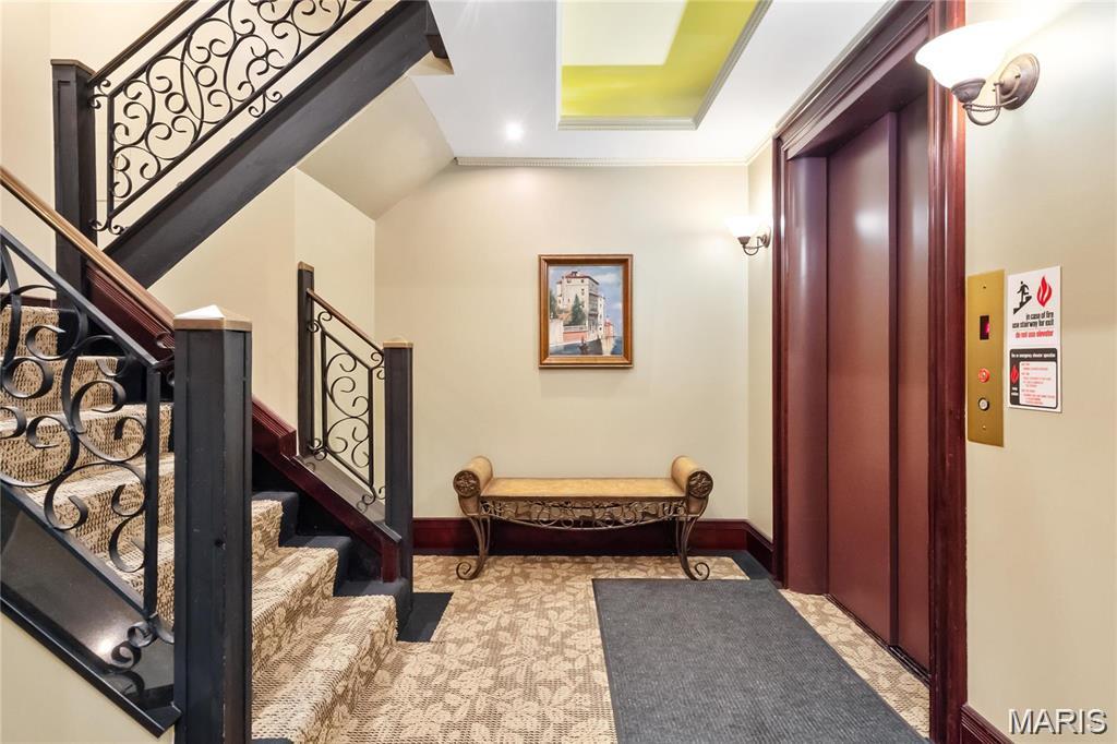 4540 Lindell Boulevard Unit: 106