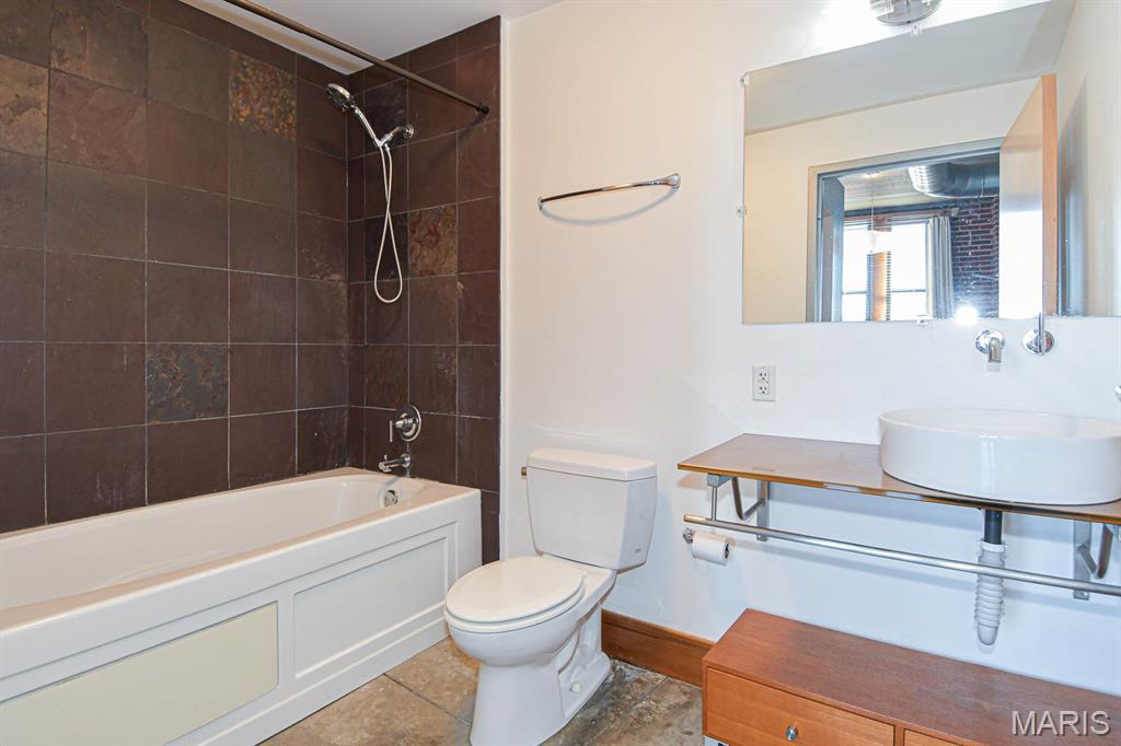 2207 Washington Avenue Unit: 510