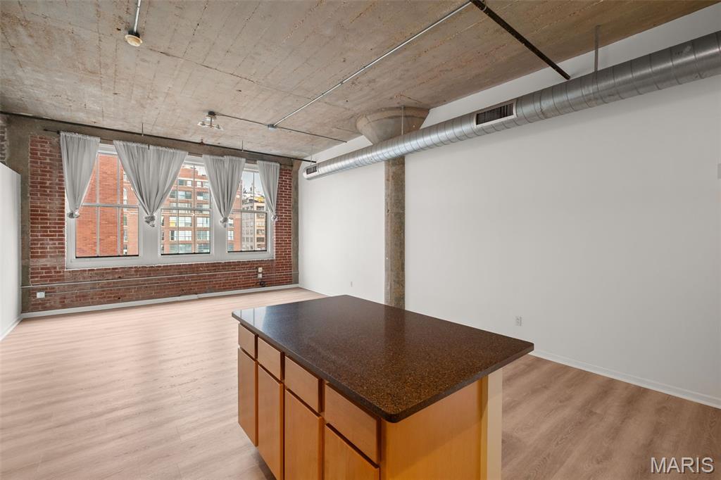 1511 Locust Street Unit: 604