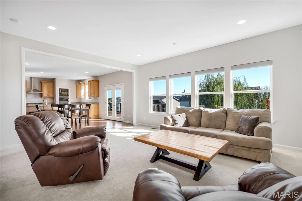 910 Ellis Park Drive