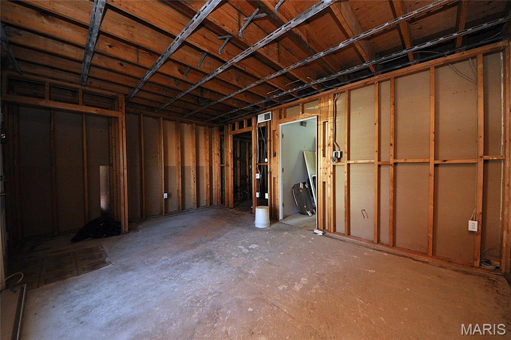 3132 Roger Williams Drive