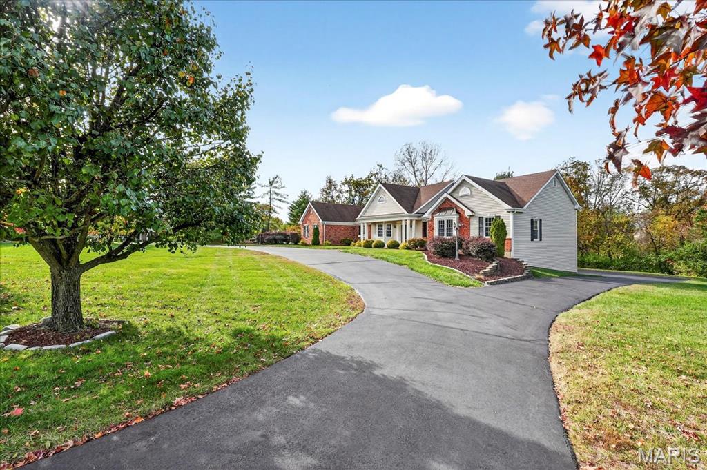 2102 Kehrs Ridge Drive